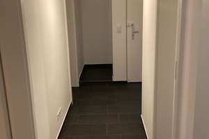 Moderne 2-Zimmer-Wohnung mit Balkon und neuer Einbauküche – Scapinellistr. 4, 81241 Pasing, München – Vorschaubild 3