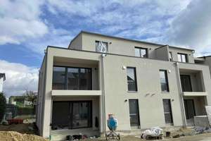 Penthouse-Feeling mit toller Dachterrasse
Neubau im 2. OG in Ingolstadt-Mailing
mit TG und Aufzug! – Brunellenstraße 8, 85055 Mailing, Ingolstadt – Vorschaubild 18