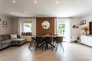 La dolce vita! Bezugsfertiges Reihenendhaus mit großer Terrasse, Garten und mediterranem Flair – Die vollständige Adresse der Immobilie erhältst du vom Anbieter., 50127 Bergheim – Vorschaubild 10