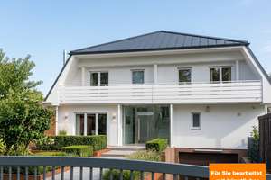 ** Provisionsfrei ** Doppelhaus mit viel Potential: 3 Wohneinheiten und fast 2000qm Garten