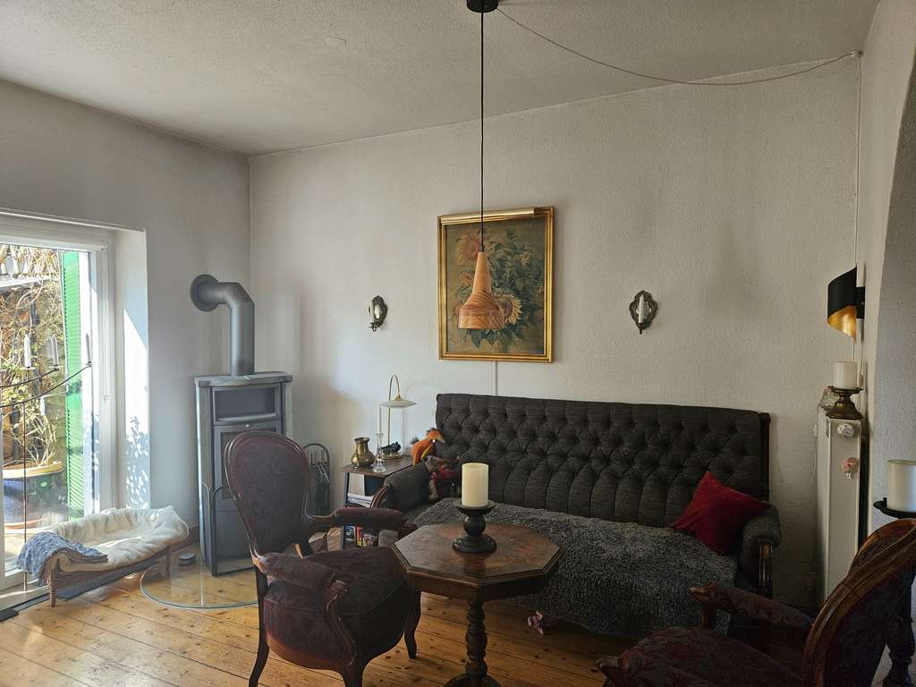 Immobilie in Detmold - Detmold-Hiddesen: Flexibles Hauskonzept - perfekt für Teilvermietung, WGs oder Handwerker - Bild 1