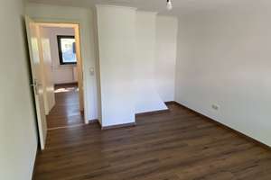 Charmantes Reihenendhaus auf kleinem Grundstück – Die vollständige Adresse der Immobilie erhältst du vom Anbieter., 22527 Stellingen, Hamburg – Vorschaubild 11
