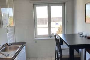 Sehr gepflegte, großzügige und helle 3 ZW mit 2 Balkonen und TL-Bad in Degerloch! – Schöttlestraße 43, 70597 Degerloch (Ortsteil), Stuttgart – Vorschaubild 10