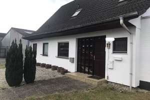 "KEINE KÄUFERPROVISION"
WOHNEN UND ARBEITEN
EFH mit Einliegerwohnung und 
Halle in Geldern – Die vollständige Adresse der Immobilie erhältst du vom Anbieter., 47608 Geldern – Vorschaubild 3