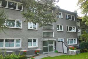 Schöne 2,5-Zimmer-Wohnung mit Balkon in Essen Schönebeck