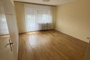 von privat: Reihenmittelhaus mit Garage in Schwaig – Die vollständige Adresse der Immobilie erhältst du vom Anbieter., 90571 Schwaig bei Nürnberg – Vorschaubild 12