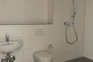 Charmante Dachgeschosswohnung mit Loggia-
3- Zimmerwohnung in Leverkusen Schlebusch – Die vollständige Adresse der Immobilie erhältst du vom Anbieter., 51375 Schlebusch, Leverkusen – Vorschaubild 13