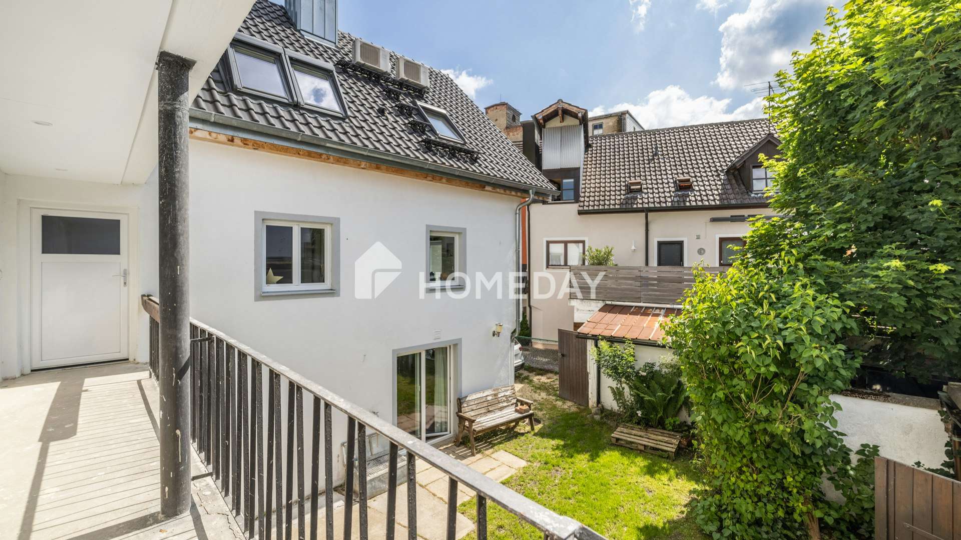 Immobilie in Au in der Hallertau - Stilvoll saniertes Bauernhaus mit zwei Wohneinheiten, Kamin & Photovoltaikanlage - Bild 15