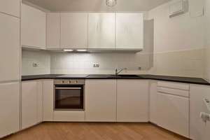 Komfortables City-Apartment mit Aufzug und zwei Tiefgaragenplätzen – Die vollständige Adresse der Immobilie erhältst du vom Anbieter., 54290 Mitte/Gartenfeld, Trier – Vorschaubild 5