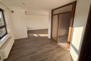 Helle 4,5-Zimmerwohnung mit Weitblick in Weilimdorf - ideal für Familien & Kapitalanleger – Die vollständige Adresse der Immobilie erhältst du vom Anbieter., 70499 Weilimdorf (Ortsteil), Stuttgart – Vorschaubild 10