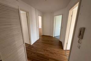 Gelegenheit: Gut geschnittene 3-Zimmer-Wohnung mit Balkon in gepflegter Wohnanlage! – Schönhauser Straße 102 a, 13127 Französisch Buchholz, Berlin – Vorschaubild 5