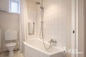 142 m² Altbau im Prenzlauer Berg – zwei Eingänge, viele Möglichkeiten, maximale Flexibilität – Die vollständige Adresse der Immobilie erhältst du vom Anbieter., 10405 Prenzlauer Berg, Berlin – Vorschaubild 12