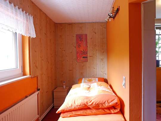 120m² Wohnung inkl. Garten, Terrasse und Garage in einem 2-Familienhaus - Bild 13