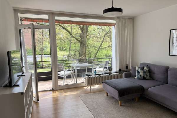 Wohnen wo andere spazieren gehen: 2-Zimmer Wohnung in direkter Nähe zum Waldsee