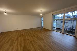 Helle 3-Zimmer-Wohnung mit Terrasse