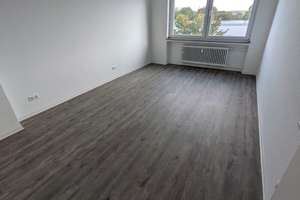 Tolle 3-Zimmer-Wohnung mit Aufzug und Balkon – 40239 Düsseltal, Düsseldorf – Vorschaubild 4