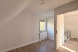 Charmantes Einfamilienhaus in ruhiger Lage – modernisiert und gepflegt mit Garten – Die vollständige Adresse der Immobilie erhältst du vom Anbieter., 74078 Frankenbach, Heilbronn – Vorschaubild 8