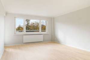 Modernisierte 2-Zimmer-Wohnung mit BALKON und EBK in Berlin-Lichterfelde – Grabenstraße 2a, 12209 Lichterfelde, Berlin – Vorschaubild 1