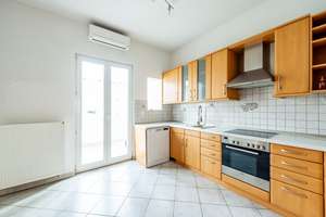 Frankfurt Höchst: Attraktive 3-Zimmer-Wohnung mit Einbauküche und Loggia – 65929 Höchst, Frankfurt am Main – Vorschaubild 3