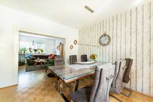 Reihenmittelhaus mit Ausbaureserve, Terrasse & großem Westgarten in Zerzabelshof, Nürnberg – Nürnberg – Vorschaubild 6