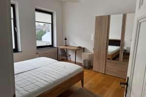 Wunderschöne helle voll Möblierte Altbauwohnung in Düsseldorf Unterbilk zu vermieten – Florastrasse 35, 40215 Unterbilk, Düsseldorf – Vorschaubild 17