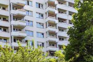 Preiswerte und interessante 3-Zimmer-Wohnung. – Berzdorfer Str. 10, 1239 Prohlis-Nord, Dresden – Vorschaubild 1