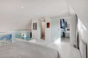 Exklusive 3-Raum-Galerie-Wohnung mit Terrasse und EBK – Fraubronnstraße 34, 70599 Plieningen (Ortsteil), Stuttgart – Vorschaubild 9