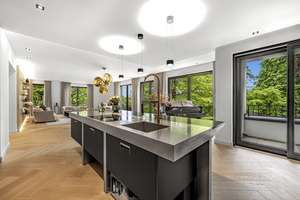 Möblierte Luxus-Residenz in prestigeträchtiger Neubauvilla – Die vollständige Adresse der Immobilie erhältst du vom Anbieter., 40629 Ludenberg, Düsseldorf – Vorschaubild 9