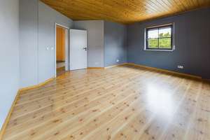 Alle unter einem Dach! 2 Familienhaus in familienfreundlicher Lage – Die vollständige Adresse der Immobilie erhältst du vom Anbieter., 68642 Bürstadt – Vorschaubild 7