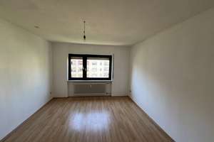 Wohnung in Speyer West; stilvolle 3 Zimmer-Wohnung, 2.OG mit Parket,Nolte Küche,Stellplatz &Garage. – Stettiner str5 5, 67346 West, Speyer – Vorschaubild 7