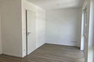 Neubau-Reihenh. mit 166 m² Wfl. + 26 m² Spitzb.|Garten,Terr.+Dachterr.|Keller, Garage – Teutoburger Weg 83b, 33758 Schloß Holte-Stukenbrock – Vorschaubild 19