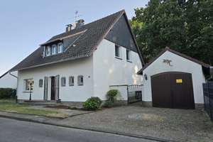 Schönes Haus in traumhafter Wohnlage direkt am Baerler Busch – Heesbergstraße 17, 47199 Baerl, Duisburg – Vorschaubild 2