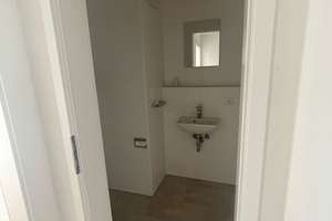 Helle 3-Zimmer-Maisonette-Wohnung mit Terrasse und eigenem Garten – Penckstraße 13, 80995 Feldmoching, München – Vorschaubild 11