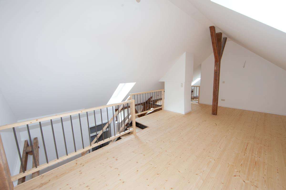 Immobilie in Waldmünchen - Lichtdurchflutete 2-Zimmer-Wohnung
im restaurierten Baudenkmal - Bild 1