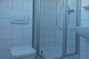 Renovierte ruhige 4-Zi. Maisonette-Whg. mit Südbalkon & Domblick mitten in Dellbrück – Kemperbachstraße 51, 51069 Dellbrück, Köln – Vorschaubild 15