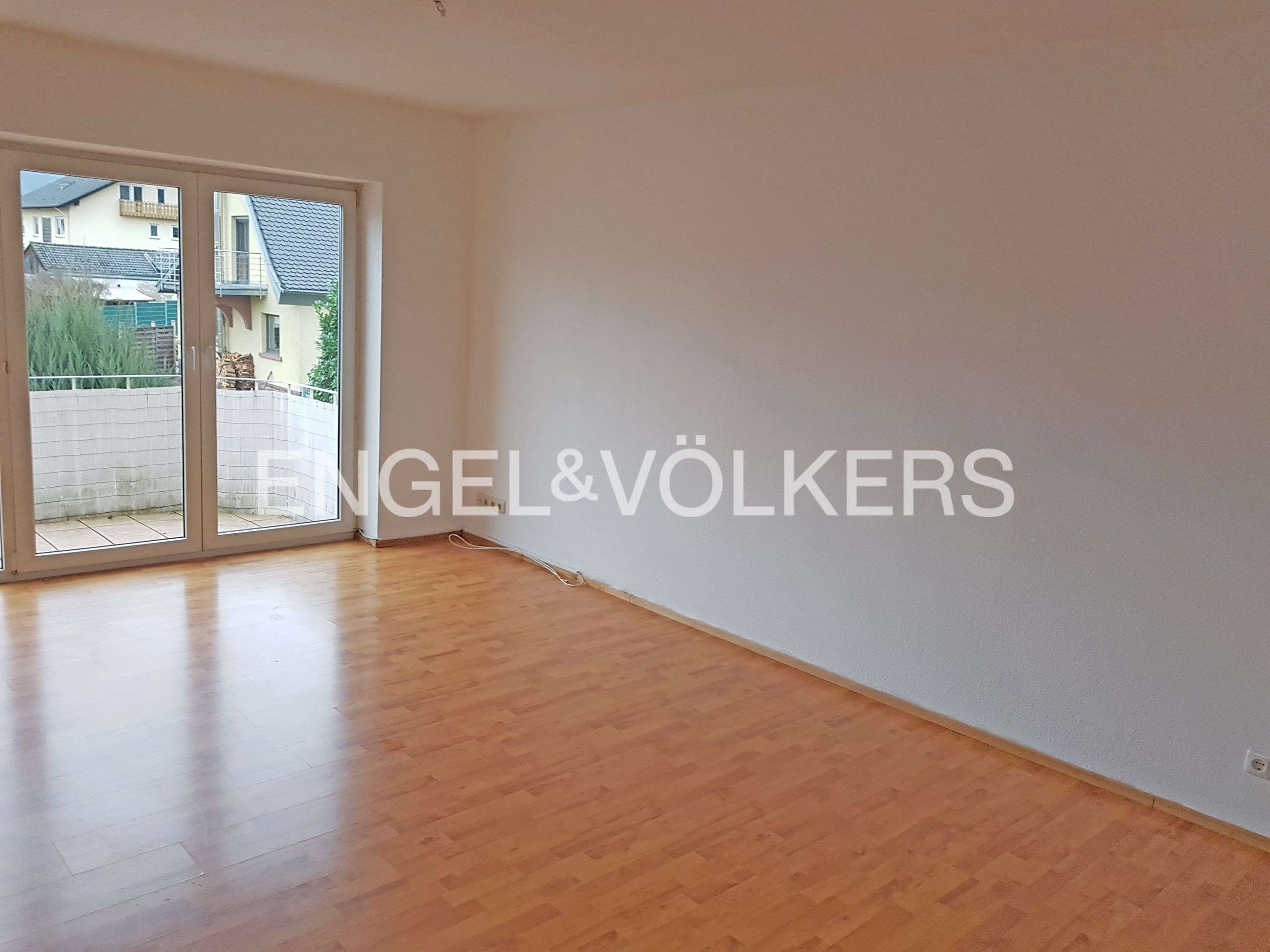 Immobilie in Kleinheubach - Gepflegtes Zweifamilienhaus mit Ausbaupotential - Bild 4