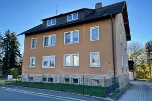 Voll vermietetes 6-Familienhaus in sehr guter Lage in Tirschenreuth – Die vollständige Adresse der Immobilie erhältst du vom Anbieter., 95643 Tirschenreuth – Vorschaubild 1