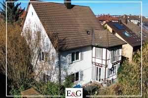 Ein- bis Dreifamilienhaus mit viel Potenzial in gefragter Wohnlage, nahe dem Kurpark Cannstatt – Stuttgart – Vorschaubild 1