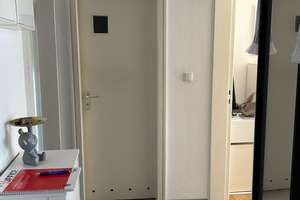 Gemütliche 2 Zimmer- Wohnung mit Balkon in Mainz-City, Nähe Kaufhof – Flachsmarktstraße 0, 55116 Altstadt, Mainz – Vorschaubild 4
