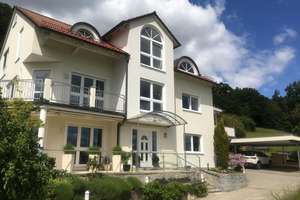 Exclusive Villa in Traumlage mit Geschäftseinheit und Appartement – Die vollständige Adresse der Immobilie erhältst du vom Anbieter., 92224 Raigering, Amberg – Vorschaubild 18