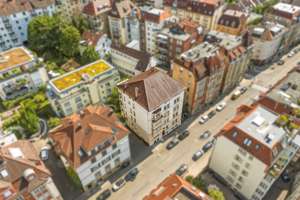 Modernisierter Altbautraum im Herzen des Stuttgarter Südens: 3-Zimmer, 2 Badezimmer und Loggia – Die vollständige Adresse der Immobilie erhältst du vom Anbieter., 70180 Lehen, Stuttgart – Vorschaubild 2