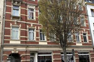 Große Drei-Raum-Wohnung mit Balkon in zentraler Lage - Zwickau  – Bahnhofstraße 60, 8056 Mitte-West, Zwickau – Vorschaubild 12