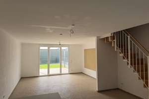 Privat: Modernes 4,5-Zimmer-Reihenhaus mit Garage Baujahr 2017 wie Neuzustand – Schwabenheimer Weg 20G, 55543 Bad Kreuznach – Vorschaubild 4