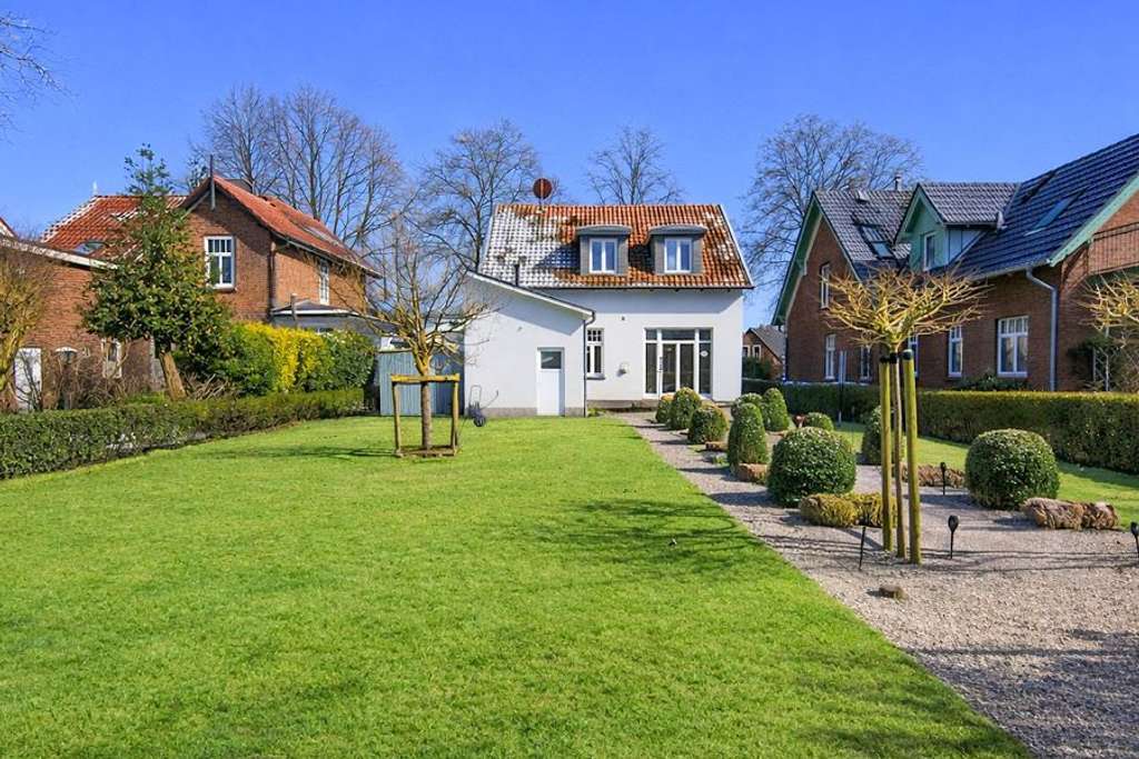 Immobilie in Horst - Historische Villa (1908) – Stilvolles Einfamilienhaus in Horst-Steinburg - Bild 1