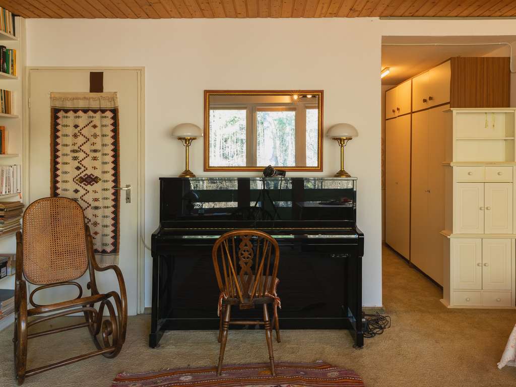 Immobilie in Königstein - Wohnen in exklusiver Waldrandlage: Großzügige Wohnung mit 2 Terrassen und Wellnessbereich - Bild 2