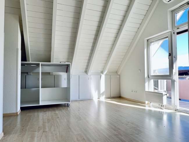 Immobilie in Bad Krozingen - - DG mit tollem Fernblick, ideal zum Wohnen und Arbeiten - 360° VIEW - Bild 7