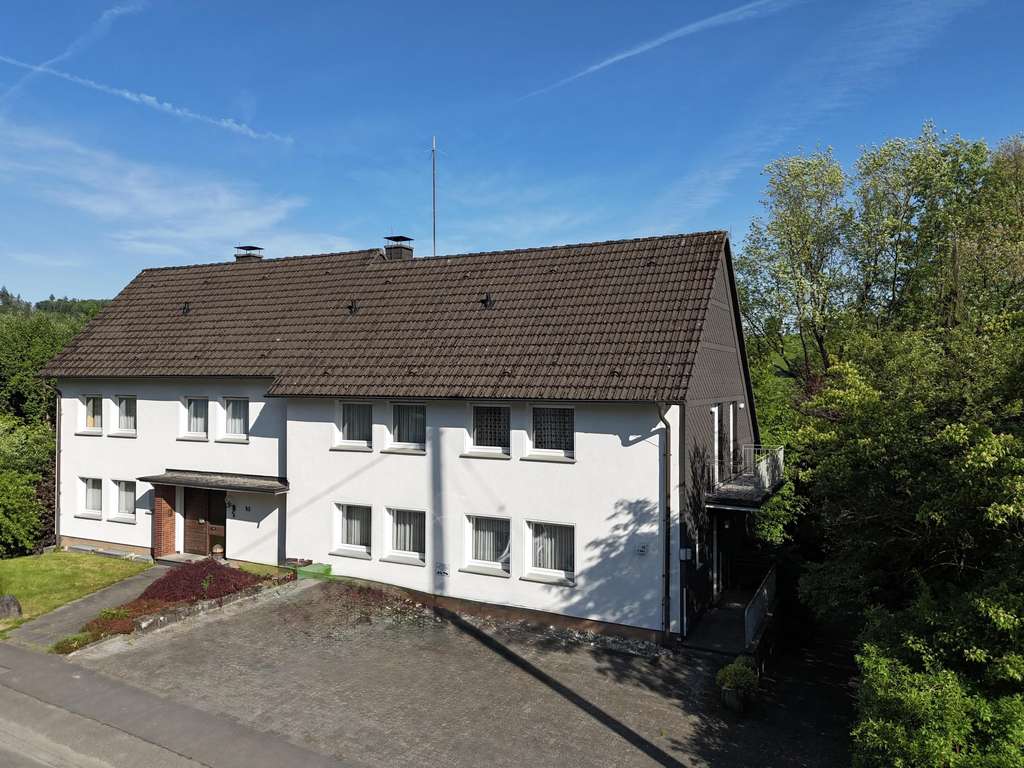 Immobilie in Gummersbach - Großzügiges Wohn- und Geschäftshaus mit Potenzial in begehrter Lage! - Bild 2