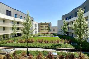 Property thumbnail 2