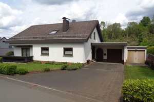 Geräumiges, preiswertes 7-Zimmer-Haus mit gehobener Innenausstattung in Hillesheim – Römerweg 4, 54576 Vulkaneifel (Kreis) – Vorschaubild 1