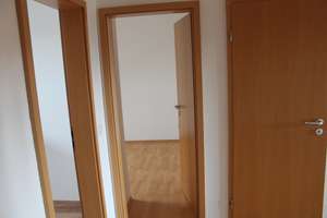 Helle 3-Zimmer-Maisonette mit Dachstudio, Südbalkon in Oldenburg-Ofenerdiek – Provisionsfrei – Die vollständige Adresse der Immobilie erhältst du vom Anbieter., 26125 Ofenerdiek, Oldenburg (Oldenburg) – Vorschaubild 2
